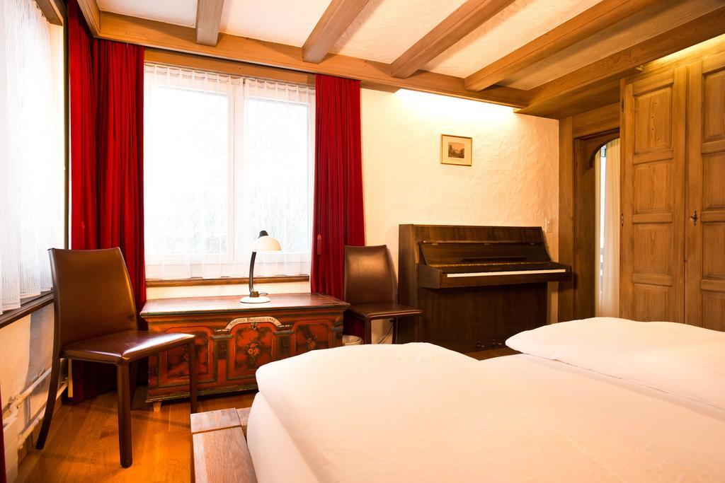 Bernerhof Residence Grindelwald Room photo